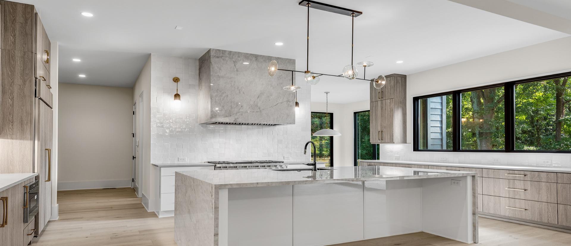 Custom Kitchen with Porcelain Hood